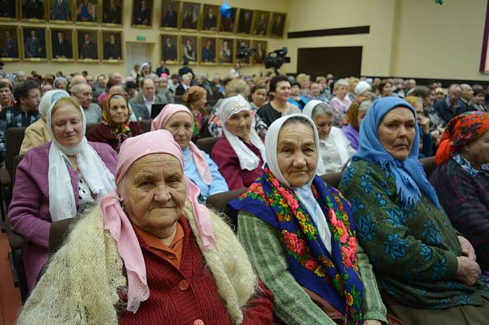 Աջակցություն սոցիալապես անապահով խավերին